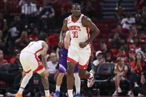 油箱还有油！卡佩拉替补14分钟 4中4拿到8分2盖帽！