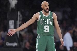 状态糟糕！怀特11中2&三分5中1仅拿5分2板2助1断1帽 正负值-20