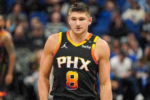 太阳阿伦：马刺持球压迫很强篮下还有文班 能创造好出手机会不易