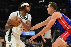 特纳被嘘？里弗斯：不是他主动想离开 是球队将他放到了交易市场