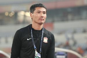 记者：如不出意外，今天就会官宣邵佳一担任国足主帅